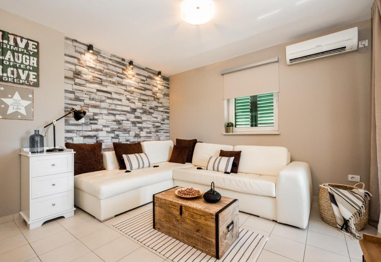 Apartment Cami -Stylish Apartment With A Beautiful Seaview Rabac Dış mekan fotoğraf