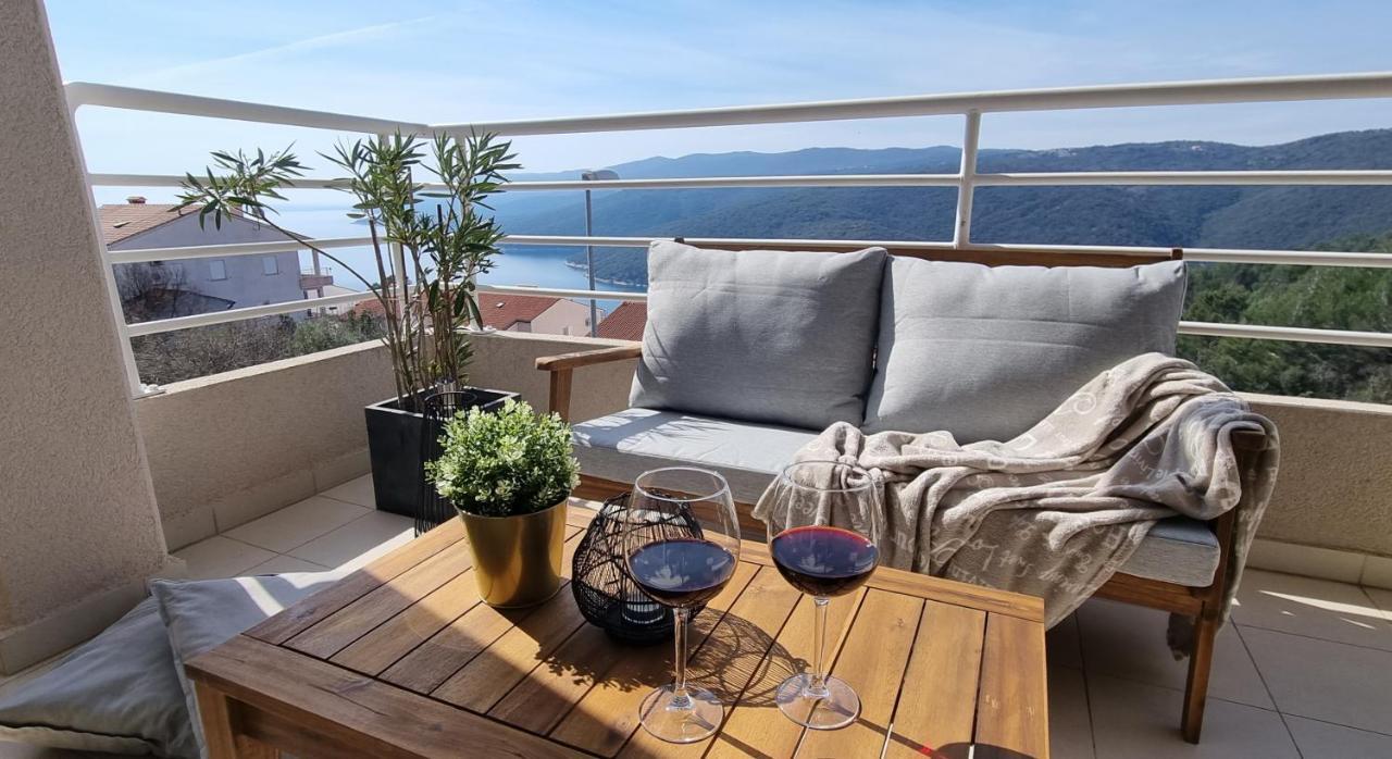 Apartment Cami -Stylish Apartment With A Beautiful Seaview Rabac Dış mekan fotoğraf